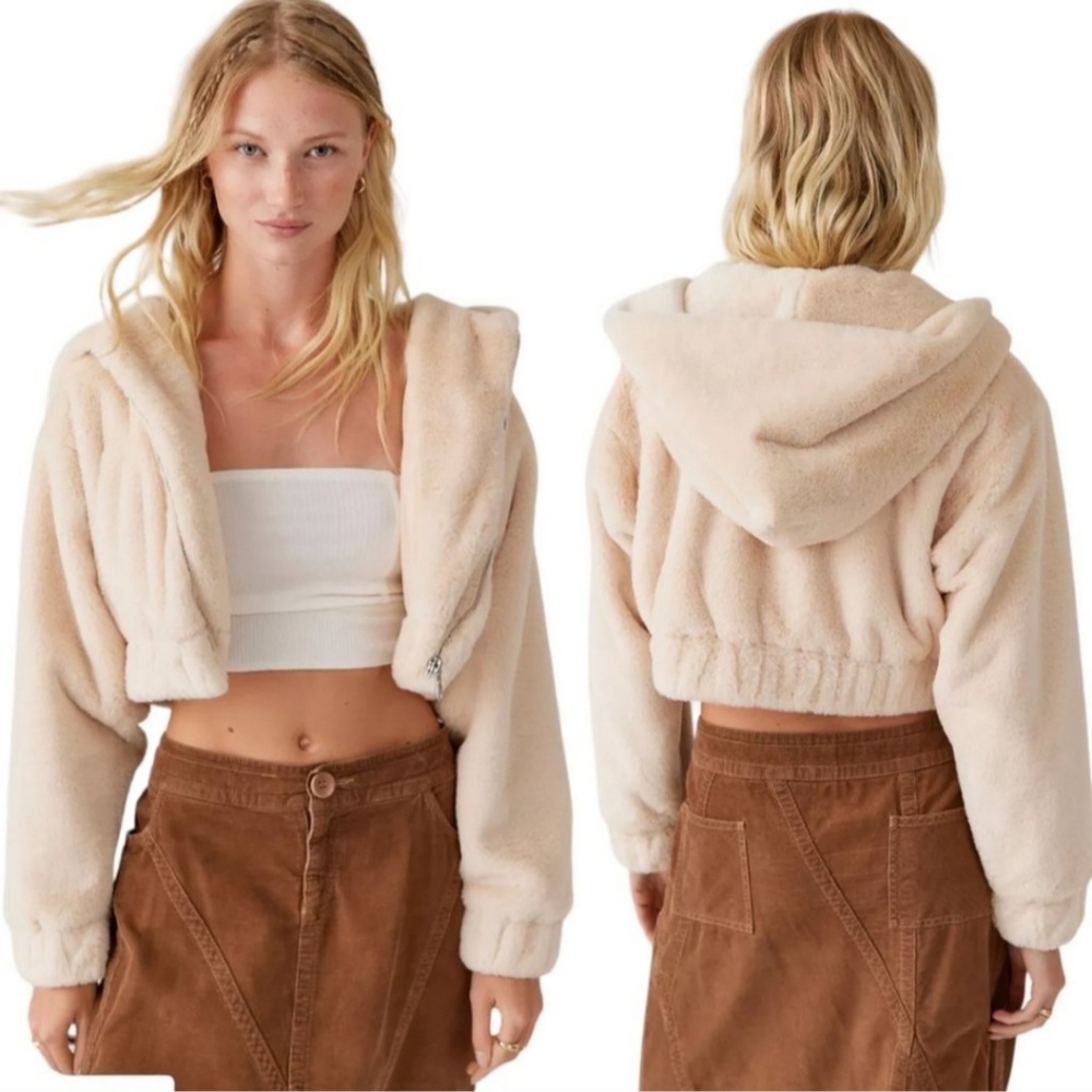 NWT Urban Outfitters Arina Faux Fur Cropped Jacket Off White Ivory Teddy XS